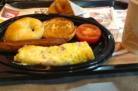 Burger King Breakfast Platter What Is It Review How To Get Thefoodxp