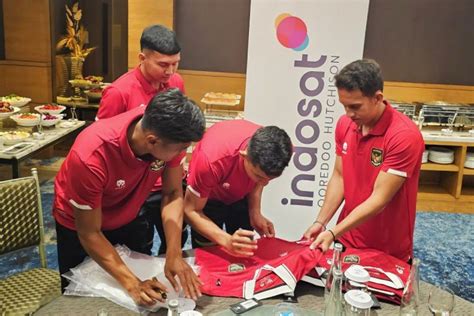 Obati Kerinduaan Penggemar Indosat Gelar Jumpa Fans Timnas Indonesia