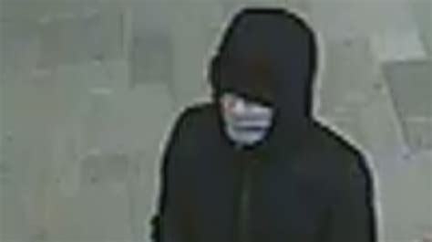 Fbi Looking For The Sweatpant Bandit Who Robbed Bank