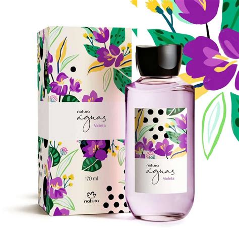 Modelo Consultora Natura Guas Violeta Desodorante Col Nia Feminino