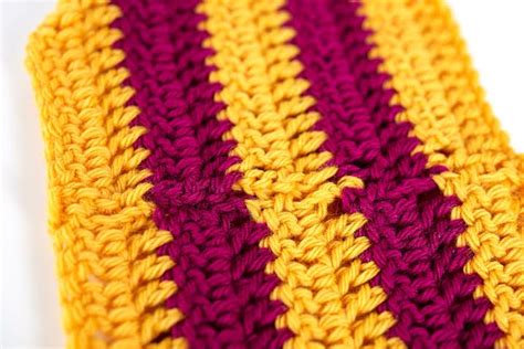 Seaming Crochet with Lindsey Stephens - Craftsy Class Review - Jessie At Home