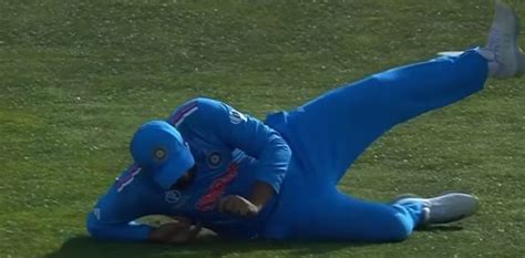 Icc World Cup Rohit Sharma Leaves Field During Ind Vs Nz