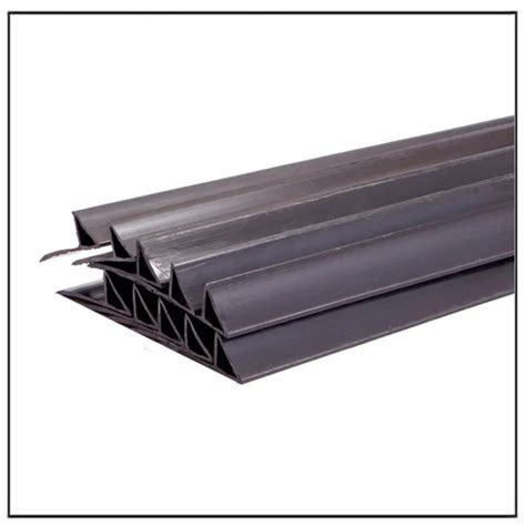 pvc chamfer strips triangle  concrete wall hsmag