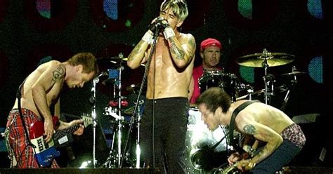 Red Hot Chili Peppers Brasil Red Hot Chili Peppers Live Rock In Rio