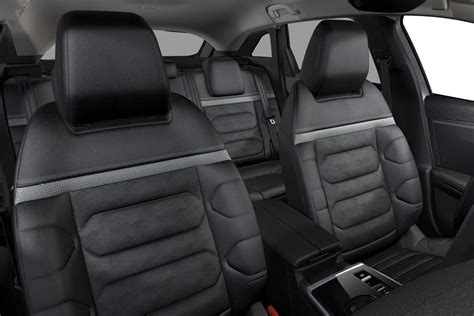 2025 Citroen C5 X Plug-in Hybrid price and specs | CarExpert