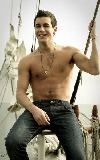 Mario Casas Shirtless Gay Or Girlfriend Famewatcher