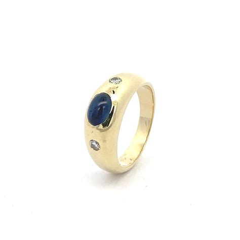 Ring Gelbgold Mit Saphir Cabochon Und Brillanten Do