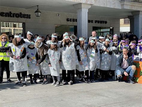 Los Escolares Protagonizan La Apertura Del Carnaval En Guijuelo