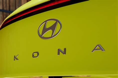 2022 Hyundai Kona N Line Premium Srf Awd Vs 2022 Hyundai Kona N Line