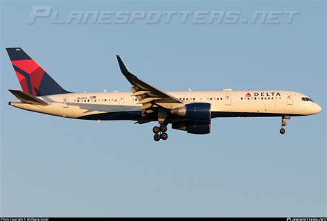 N820DX Delta Air Lines Boeing 757 26D WL Photo By Wolfgang Kaiser ID