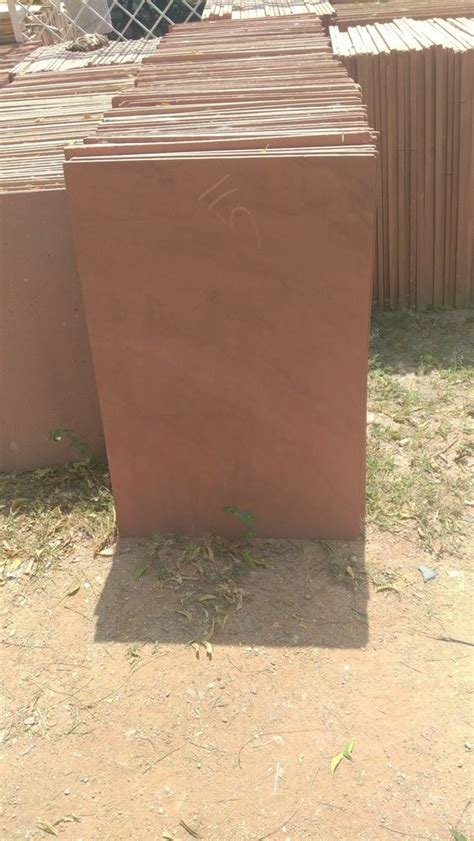 Maroon Polished Dholpur Sandstone Slab For Flooring Thickness Mm