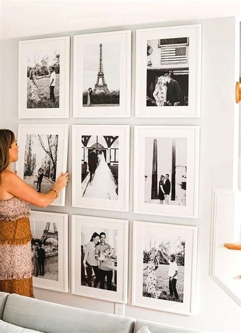 34 Fashionable Black And White Gallery Wall Concepts