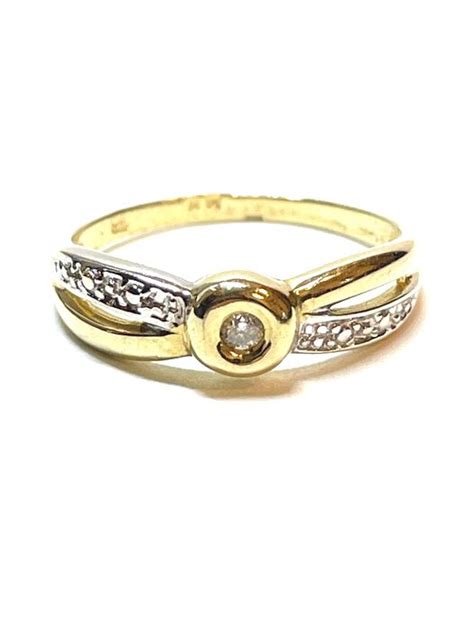 No Reserve Price Ring 14 Kt Yellow Gold 0 03ct Tw Diamond