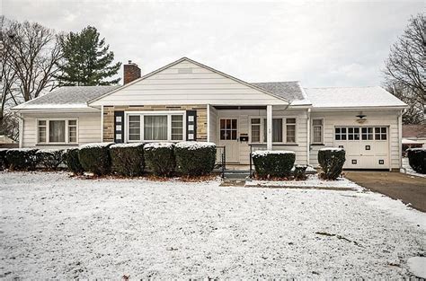 290 S Crescent Dr Hermitage Pa 16148 Zillow