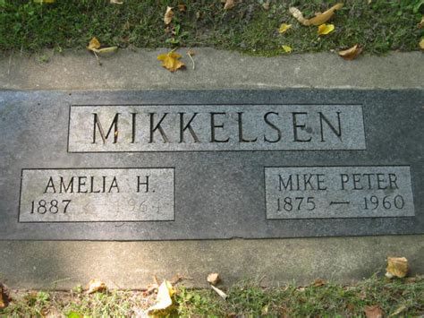 Amelia Helga Lundquist Mikkelsen 1887 1964 Mémorial Find a Grave