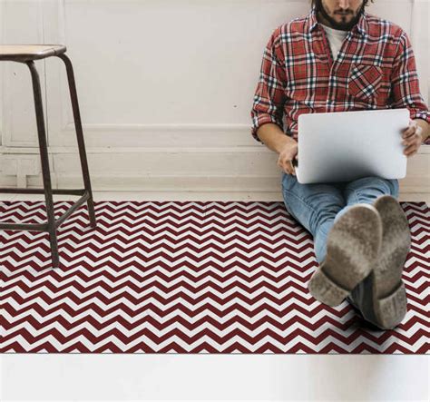 Tapis Vinyl Couloir Zigzag Rouge Et Blanc TenStickers