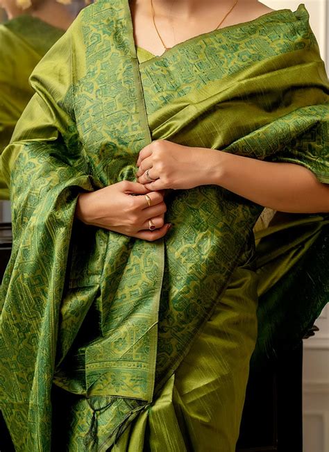 Shop Olive Art Silk Handloom Saree Festive Wear Online At Best Price