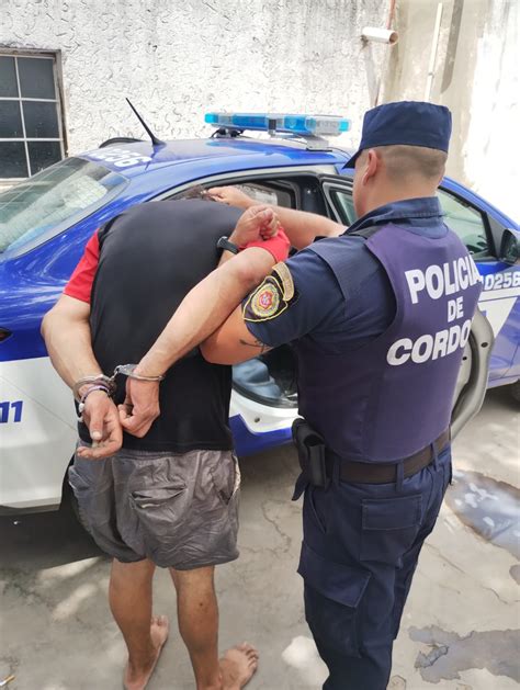 Ladrones Detenidos Uno Hab A Robado Una Garrafa Y Grifer A Y El Otro