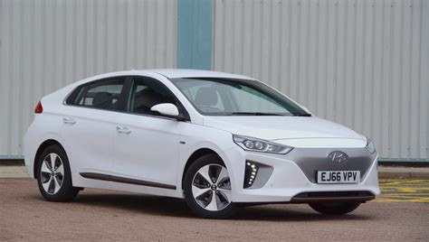 Hyundai Ioniq Electric Premium Se Hyundai Ioniq Review