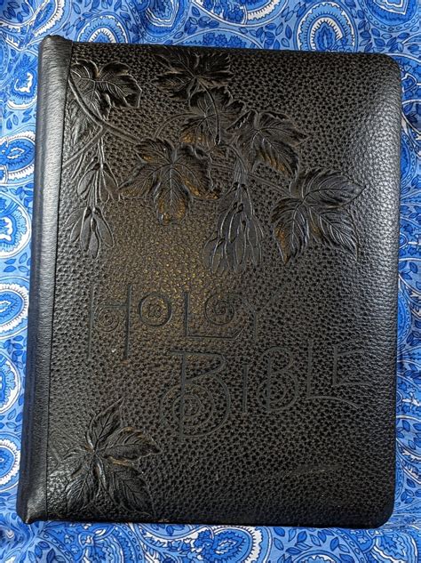 Large Antique Leather The Holy Bible Self Pronouncing Edition Old And