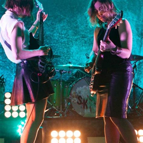 Sleater Kinney Team Up With Fred Armisen For Live Performance Of Say