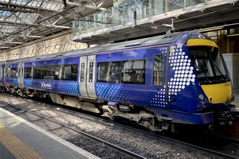 Major Scotrail Services Cancelled Due To Air Leak On Glasgow Train