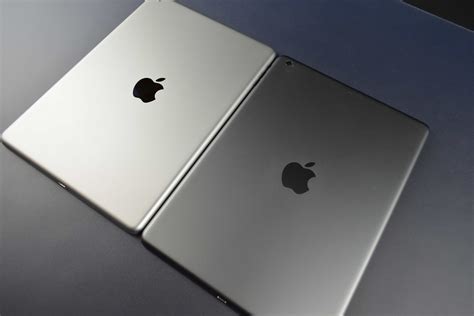 200 iPad в обмен на четыре разрешения на оружие. Главу службы ...