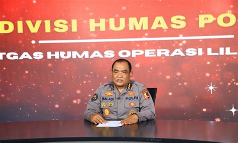 Polri 26 247 Kendaraan Keluar Jakarta Melalui Gerbang Tol C