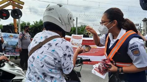 Hati Hati Perlintasan Kereta Api Tanpa Penjaga Krjogja