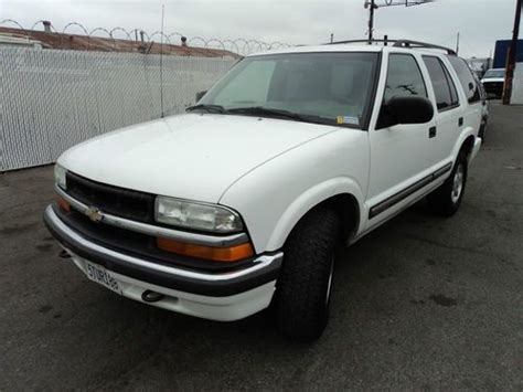 Buy Used 2001 Chevrolet Blazer Ls Sport Utility 4 Door 4 3l No Reserve