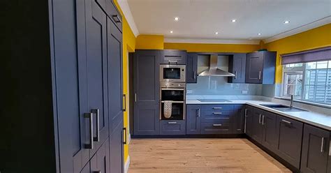 Can You Vinyl Wrap Kitchen Cabinets? - iconickitchenwraps.ie