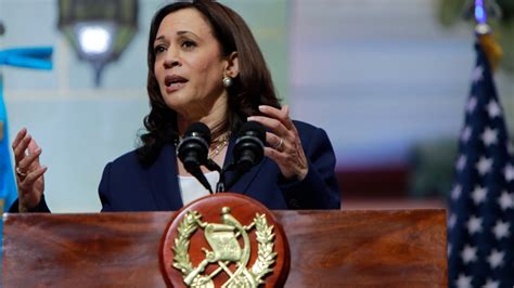 Kamala Harris Sugiri Que Los Hijos Son Del Estado Las Redes Le