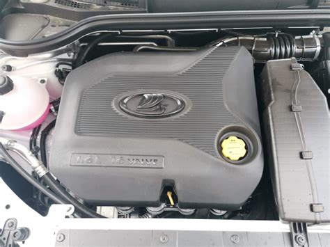 Крышка двигателя — Lada Vesta SW Cross (1G), 1,6 л, 2021 года ...