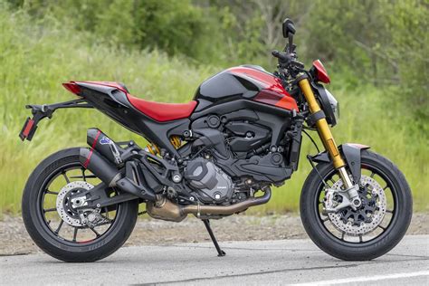 2023 Ducati Monster SP Review [9 Fast Facts]