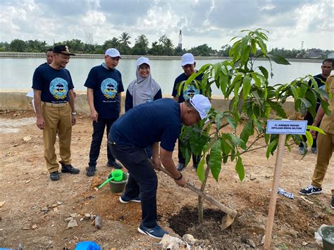 Peringati Hari Air Dunia Badan Wilayah Sungai Babel Tanam Pohon Di