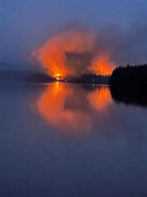 Some Residents Near Centennial Lake Evacuate As Ontario Wildfires Burn