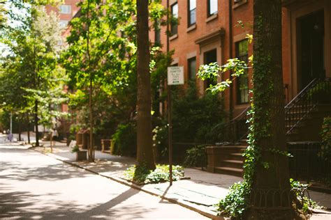 Brooklyn Heights NYC Neighborhood Guide - Compass