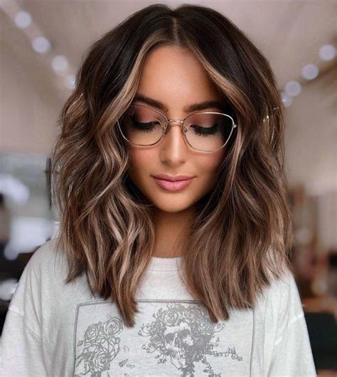 50 Best Medium Length Haircuts For Thick Hair To Try In 2022 Artofit