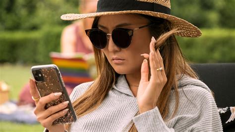 Tv Perfection These 10 Netflix Shows Are Rated 1010 By Viewers