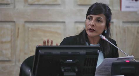 Niegan Moción De Censura En Contra De La Ministra De Minas Irene Vélez