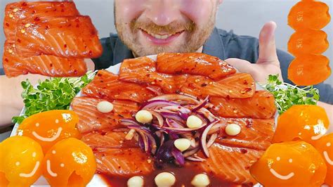 ASMR RAW SALMON MUKBANG ASMRกน ยำแซลมอน SPICY SALMON SALAD EATING