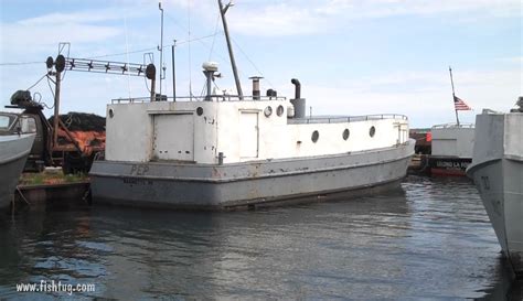 Great Lakes Fish Tug Pep In Fairport Michigan The Garden P Flickr