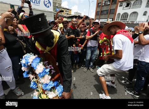 Guatire Venezuela De Junio De Dos Parranderos De San Pedro