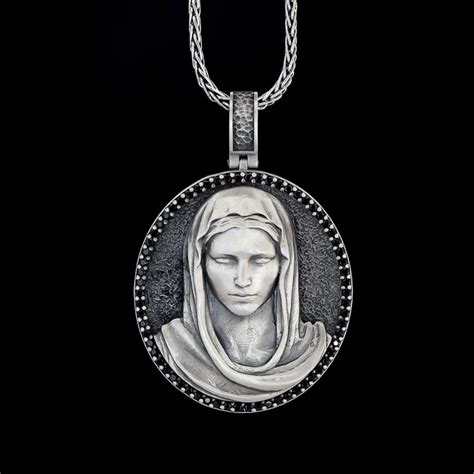 Pendentif en argent Sainte Mère collier de la Vierge Marie pour homme