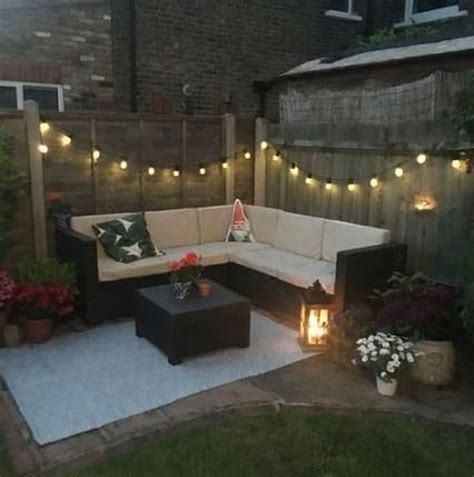 Comfy Spring Backyard Ideas With A Seating Area That Make You Feel