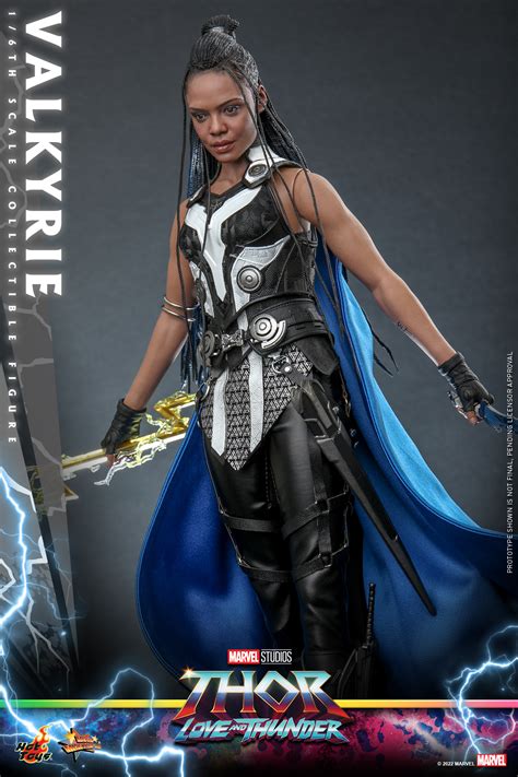Hot Toys Valkyrie Brings Love And Thunder To Your Collection