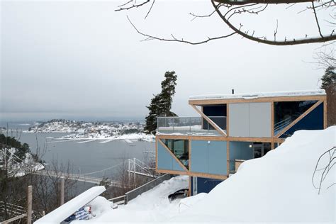 The Red house - Architizer