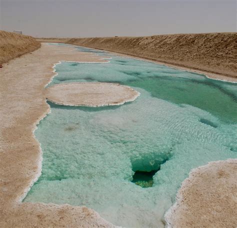 Al Wathba Salt Lake in Abu Dhabi - VooTours Tourism