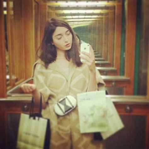 How Amalia Ulman Became An Instagram Celebrity