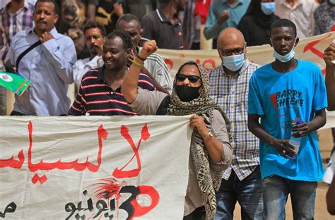 Sudan: Police disperse protest condemning deteriorating living ...